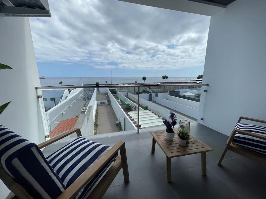 Apartament Sea Breeze Ponta Delgada Zewnętrze zdjęcie
